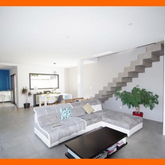  Pays de l'ain immobilier : Maison / Villa | MONTLUEL (01120) | 135 m2 | 469 000 € 