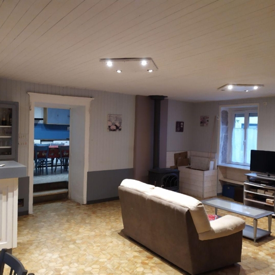  Pays de l'ain immobilier : Maison / Villa | SAINT-MARTIN-DU-MONT (01160) | 189 m2 | 188 000 € 