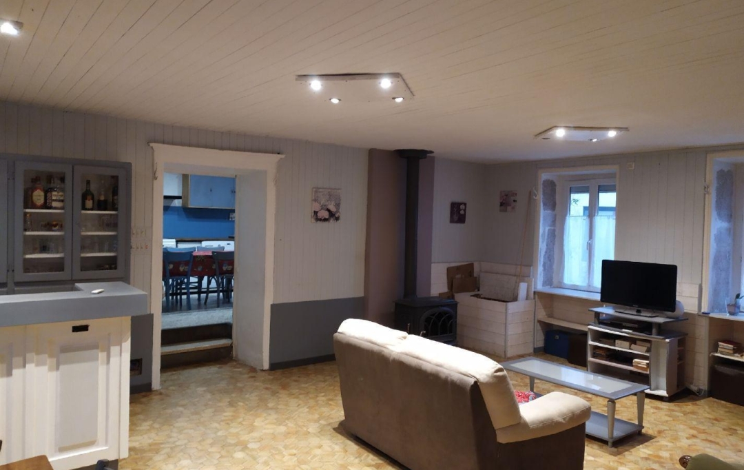 Pays de l'ain immobilier : Maison / Villa | SAINT-MARTIN-DU-MONT (01160) | 189 m2 | 188 000 € 