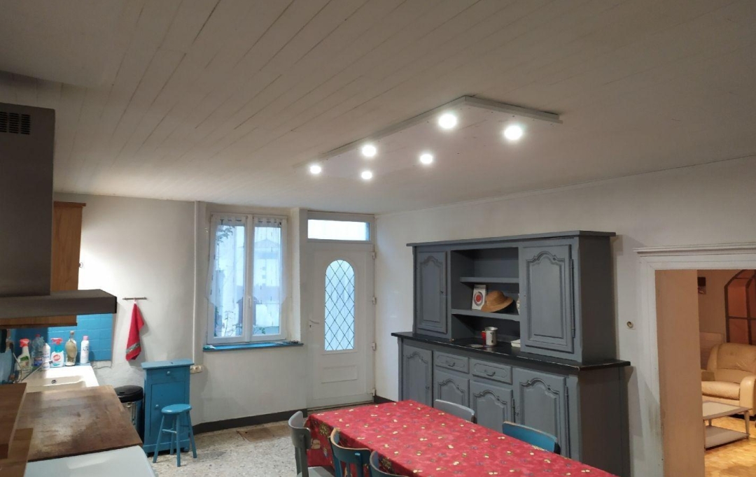 Pays de l'ain immobilier : Maison / Villa | SAINT-MARTIN-DU-MONT (01160) | 189 m2 | 188 000 € 