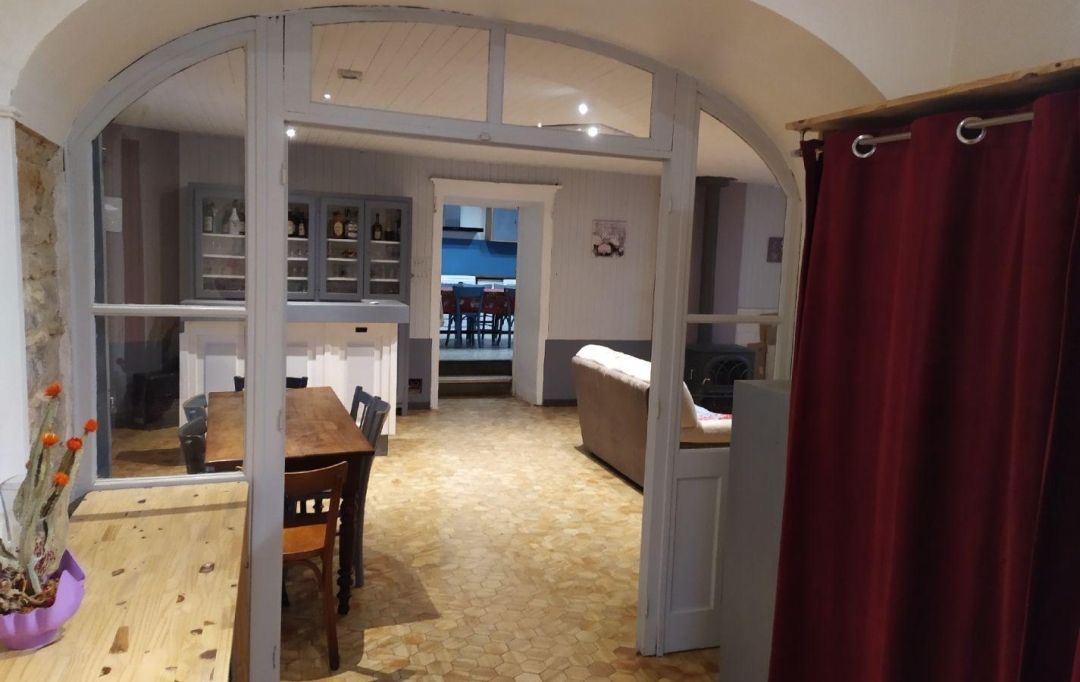 Pays de l'ain immobilier : Maison / Villa | SAINT-MARTIN-DU-MONT (01160) | 189 m2 | 188 000 € 