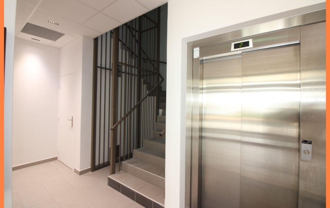 Pays de l'ain immobilier : Local / Bureau | MONTLUEL (01120) | 29 m2 | 98 000 € 