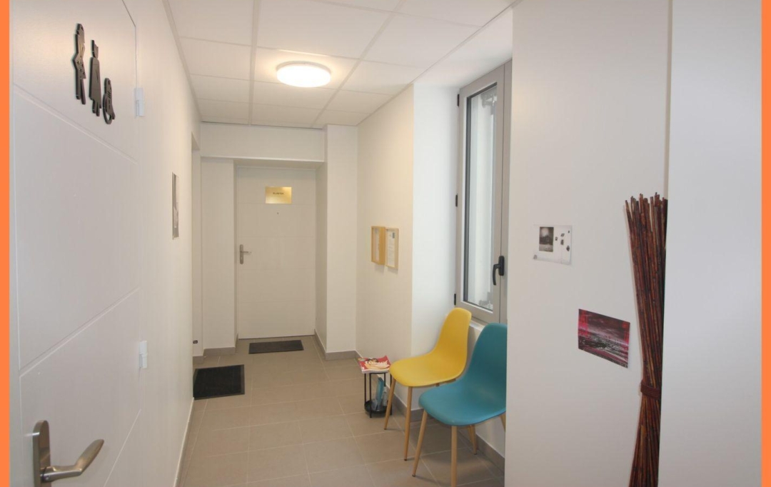 Pays de l'ain immobilier : Local / Bureau | MONTLUEL (01120) | 29 m2 | 98 000 € 