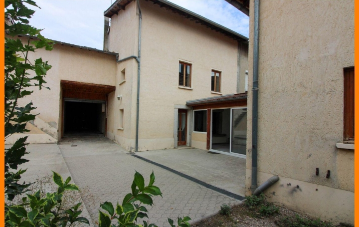 Pays de l'ain immobilier : Maison / Villa | MONTLUEL (01120) | 215 m2 | 330 000 € 