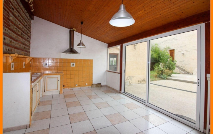 Pays de l'ain immobilier : Maison / Villa | MONTLUEL (01120) | 215 m2 | 330 000 € 