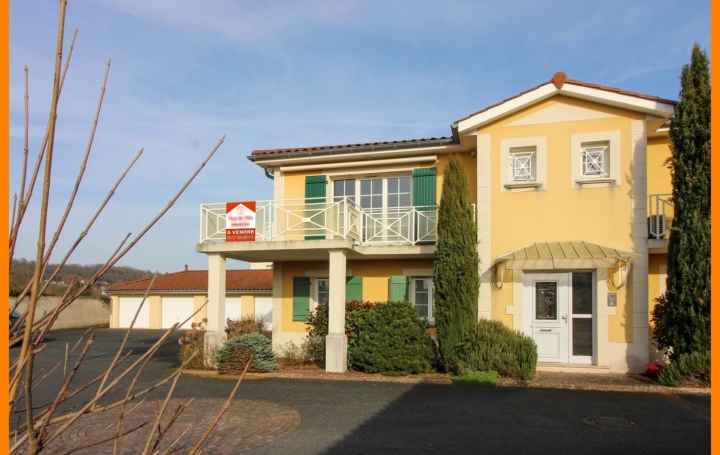 Appartement P3 LA BOISSE 65 m2 260 000 € Appartement P3 LA BOISSE 65 m2 260 000 €